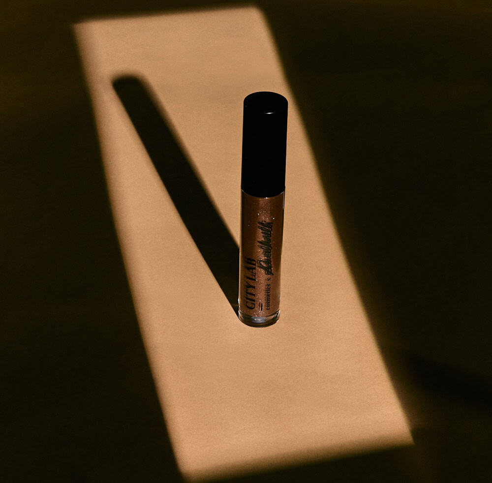 Lip Gloss Glassy Glow con Olio di Canapa